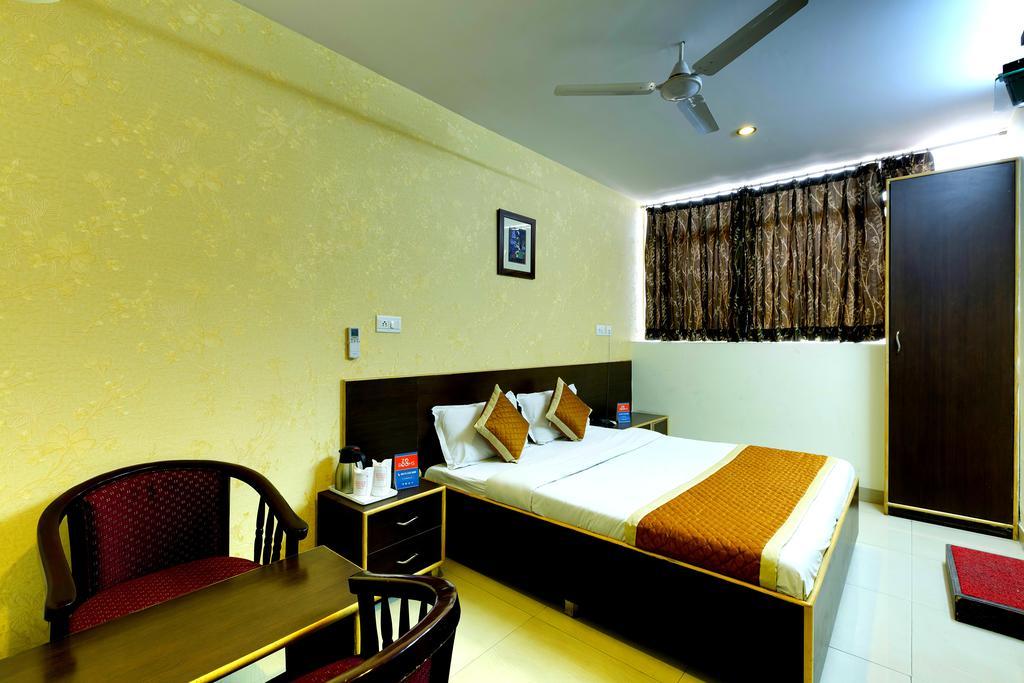 Hotel Ananta Inn Jaipur Exteriör bild